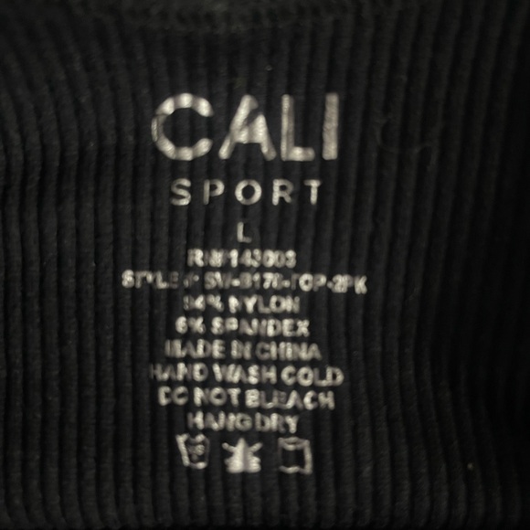 Black Ribbed Women's Crop Top - Picture 3 of 3